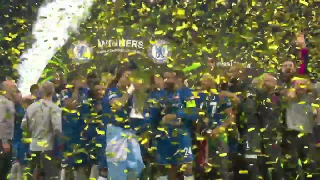 ?榮耀藍軍！歐協(xié)聯(lián)奪冠捧杯！里斯-詹姆斯高舉獎杯全隊慶祝